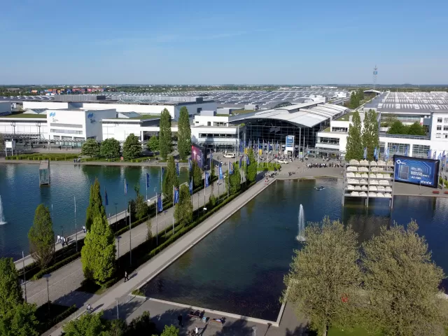 雄韬股份精彩亮相Intersolar Europe 2023